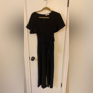 Entro Belted Jumpsuit EUC size small black